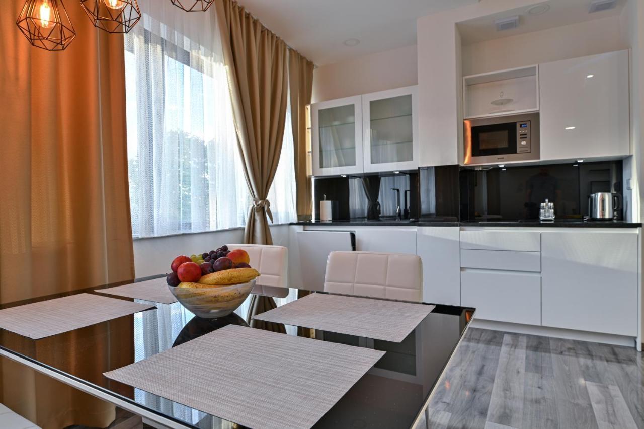 Royal Residence Deluxe Apartments Bihac Exterior photo