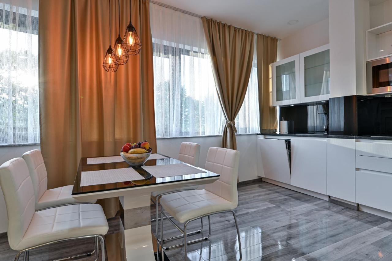 Royal Residence Deluxe Apartments Bihac Exterior photo