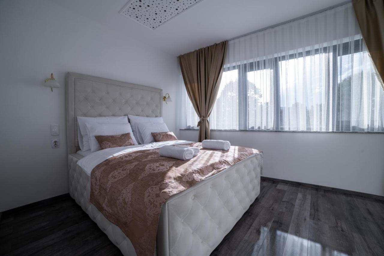 Royal Residence Deluxe Apartments Bihac Exterior photo